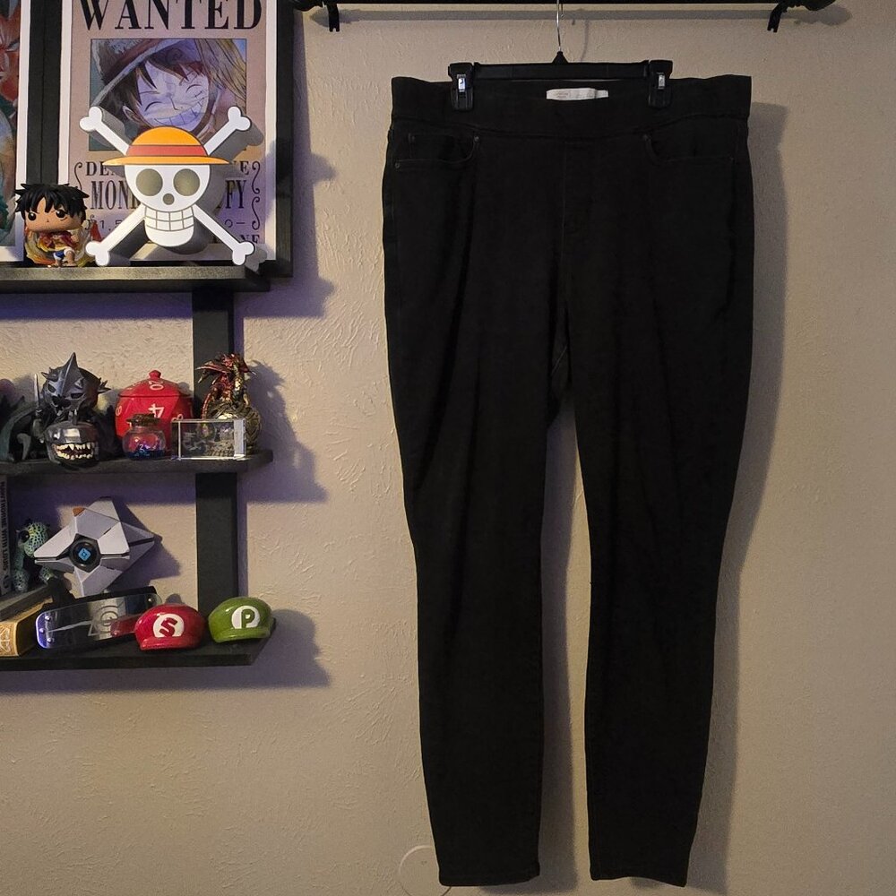 Levi Strauss Plus Size Pull On Skinny Jeggings